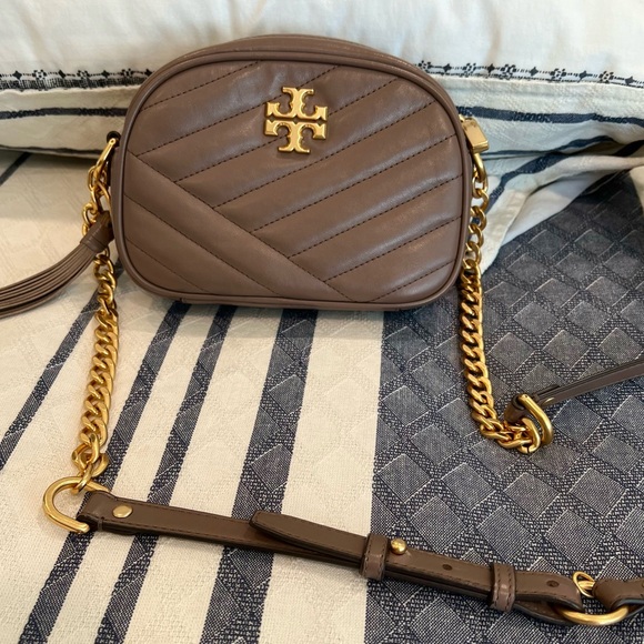 Tory Burch Kira camera bag - Picture 6 of 6